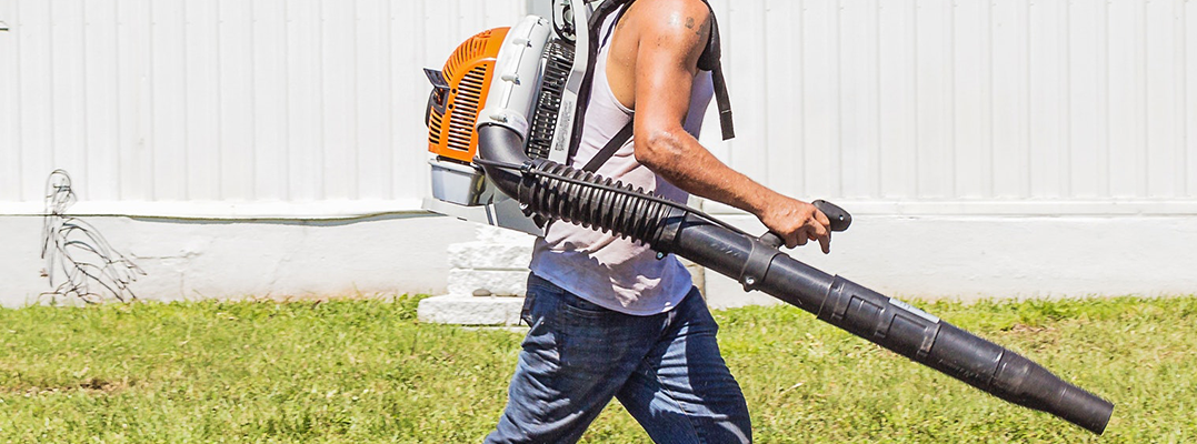 leaf-blower